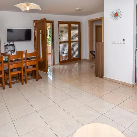 Bubamara Apartment *