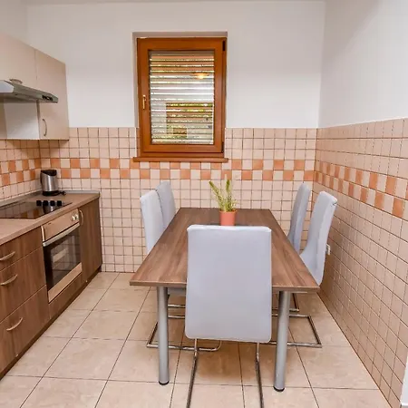 Bubamara Apartment *